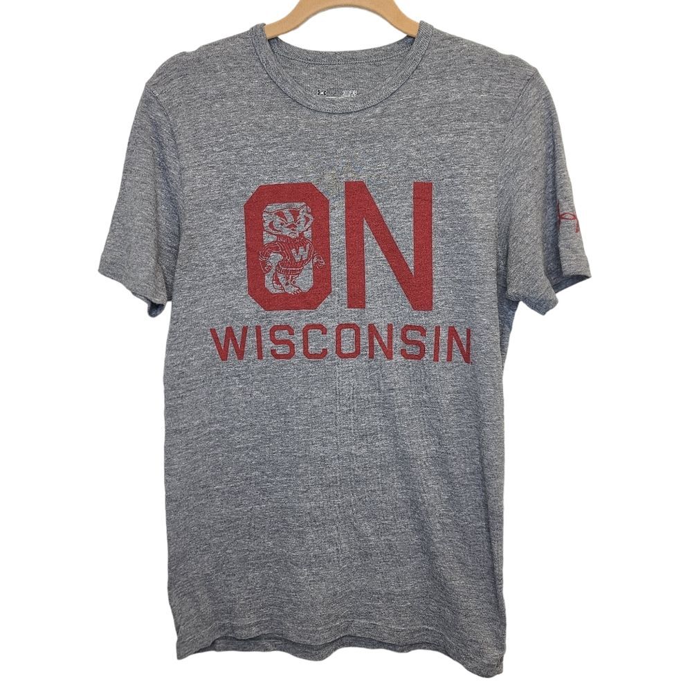 Under Armour Mens Wisconsin Badgers Gray Red Loose HeatGear Crewneck Tshirt S